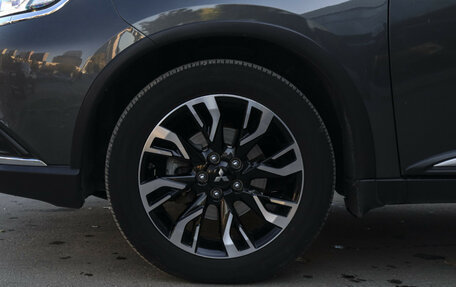 Mitsubishi Outlander III рестайлинг 3, 2021 год, 2 597 000 рублей, 27 фотография