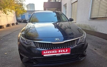 KIA Optima IV, 2019 год, 2 000 000 рублей, 2 фотография