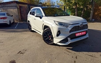 Toyota RAV4, 2019 год, 3 300 000 рублей, 1 фотография