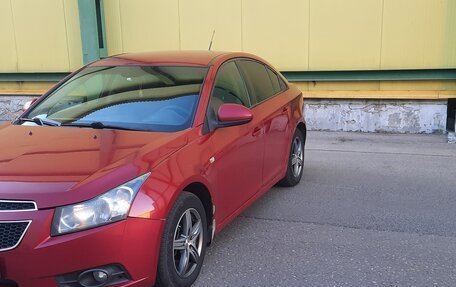 Chevrolet Cruze II, 2010 год, 520 000 рублей, 3 фотография