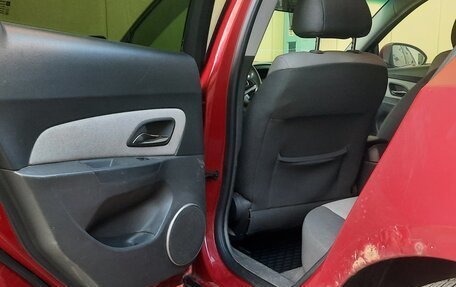Chevrolet Cruze II, 2010 год, 520 000 рублей, 9 фотография