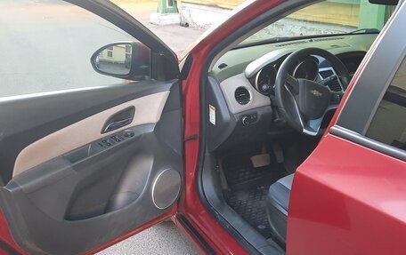 Chevrolet Cruze II, 2010 год, 520 000 рублей, 18 фотография