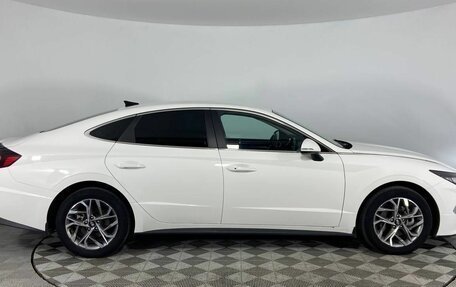 Hyundai Sonata VIII, 2021 год, 2 530 000 рублей, 4 фотография