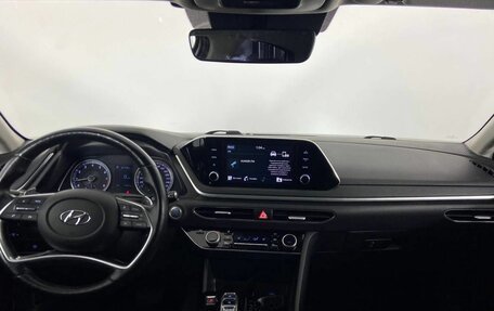 Hyundai Sonata VIII, 2021 год, 2 530 000 рублей, 14 фотография