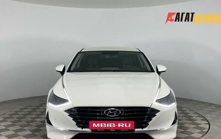 Hyundai Sonata VIII, 2021 год, 2 530 000 рублей, 2 фотография