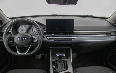Geely Emgrand, 2024 год, 1 490 000 рублей, 12 фотография
