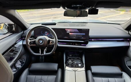 BMW 5 серия, 2023 год, 7 000 000 рублей, 8 фотография