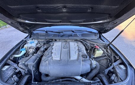 Volkswagen Touareg III, 2016 год, 2 800 000 рублей, 14 фотография