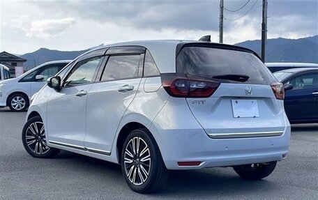 Honda Fit, 2021 год, 1 118 000 рублей, 7 фотография