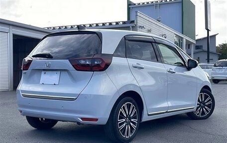 Honda Fit, 2021 год, 1 118 000 рублей, 5 фотография