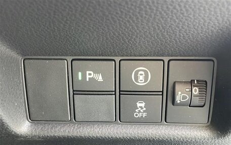 Honda Fit, 2021 год, 1 118 000 рублей, 25 фотография