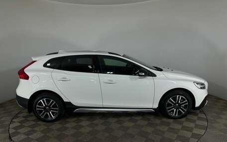 Volvo V40 Cross Country I, 2018 год, 2 100 000 рублей, 4 фотография