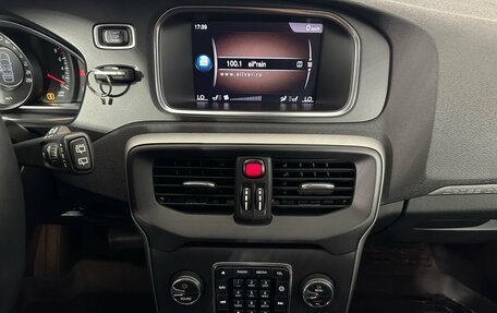 Volvo V40 Cross Country I, 2018 год, 2 100 000 рублей, 11 фотография