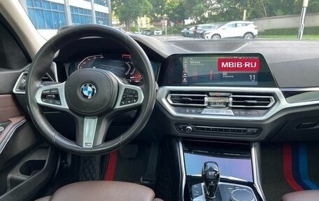 BMW 3 серия, 2021 год, 2 700 000 рублей, 9 фотография