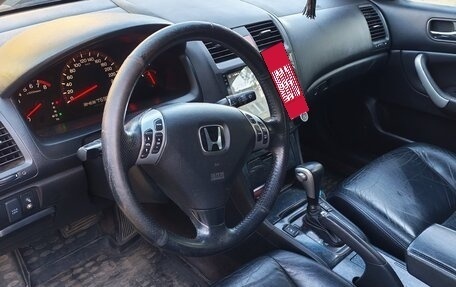 Honda Accord VII рестайлинг, 2004 год, 550 000 рублей, 7 фотография