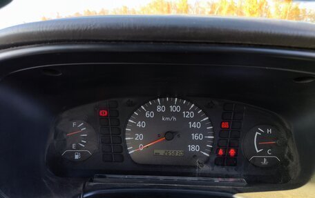 Nissan Expert, 2002 год, 275 000 рублей, 14 фотография