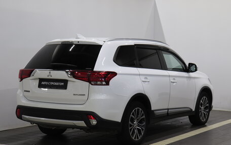 Mitsubishi Outlander III рестайлинг 3, 2017 год, 1 732 000 рублей, 5 фотография