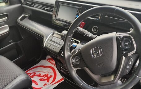 Honda Stepwgn IV, 2017 год, 2 100 000 рублей, 6 фотография