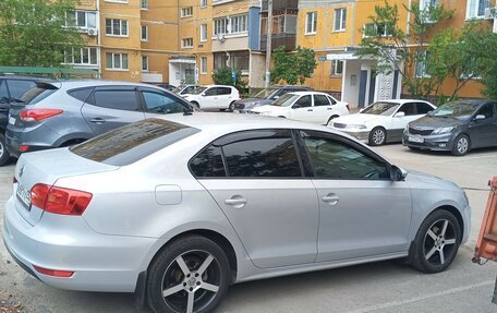 Volkswagen Jetta VI, 2012 год, 1 155 000 рублей, 8 фотография