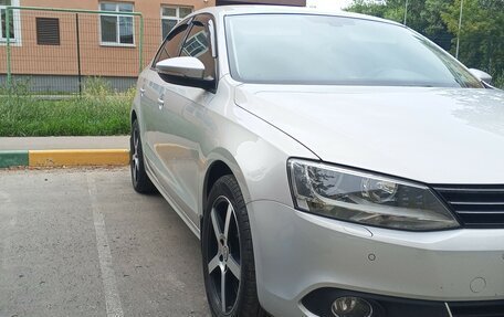 Volkswagen Jetta VI, 2012 год, 1 155 000 рублей, 16 фотография