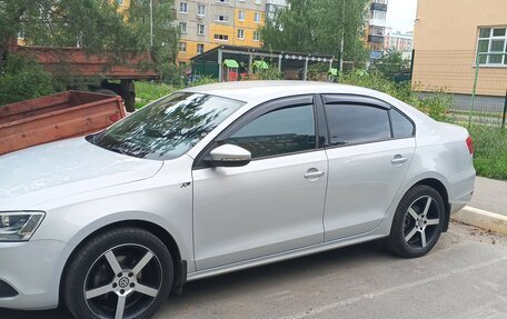 Volkswagen Jetta VI, 2012 год, 1 155 000 рублей, 13 фотография