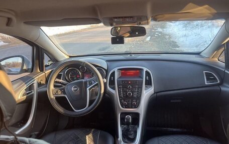 Opel Astra J, 2012 год, 600 000 рублей, 4 фотография
