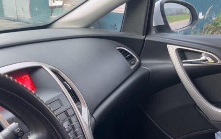 Opel Astra J, 2012 год, 600 000 рублей, 8 фотография