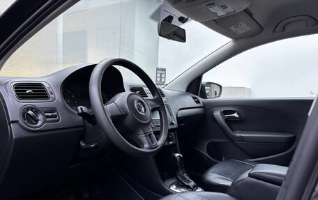 Volkswagen Polo VI (EU Market), 2011 год, 750 000 рублей, 16 фотография
