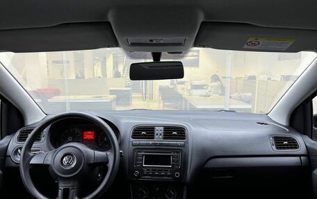 Volkswagen Polo VI (EU Market), 2011 год, 750 000 рублей, 14 фотография