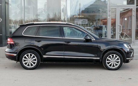 Volkswagen Touareg III, 2015 год, 2 800 000 рублей, 9 фотография