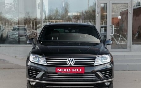 Volkswagen Touareg III, 2015 год, 2 800 000 рублей, 7 фотография