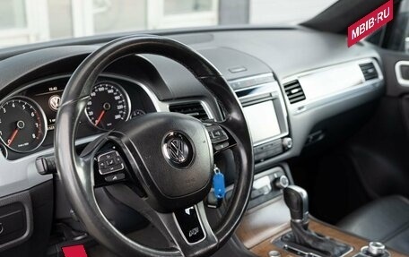 Volkswagen Touareg III, 2015 год, 2 800 000 рублей, 3 фотография
