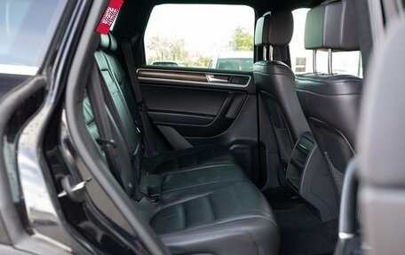 Volkswagen Touareg III, 2015 год, 2 800 000 рублей, 22 фотография