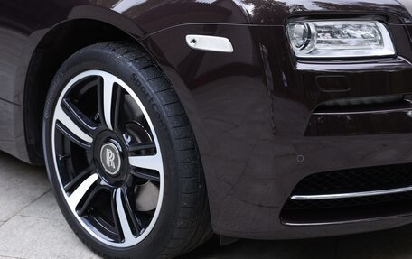 Rolls-Royce Wraith, 2015 год, 16 000 000 рублей, 5 фотография