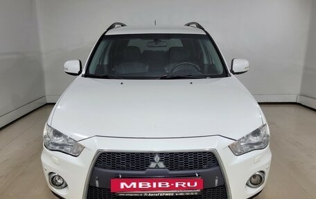 Mitsubishi Outlander III рестайлинг 3, 2012 год, 950 000 рублей, 2 фотография