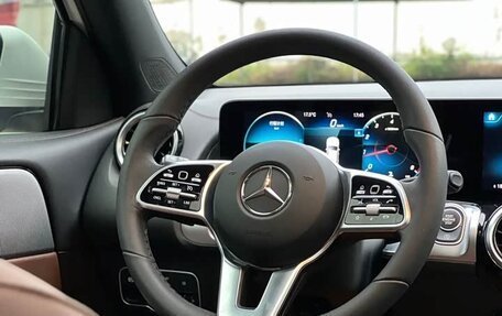 Mercedes-Benz GLB, 2022 год, 2 150 000 рублей, 9 фотография