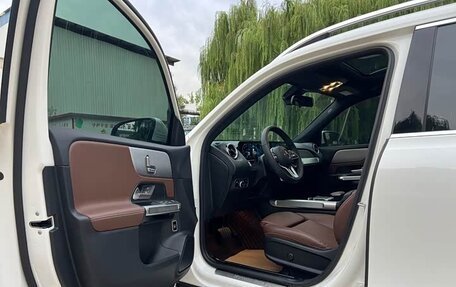 Mercedes-Benz GLB, 2022 год, 2 150 000 рублей, 13 фотография