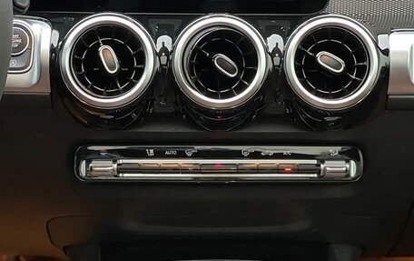 Mercedes-Benz GLB, 2022 год, 2 150 000 рублей, 14 фотография
