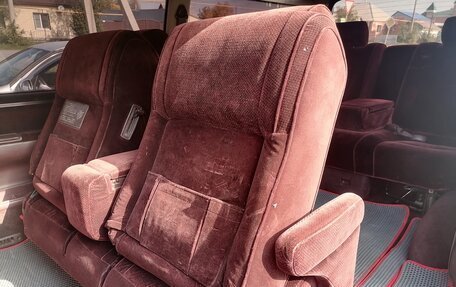 Toyota HiAce H100, 1993 год, 555 000 рублей, 5 фотография