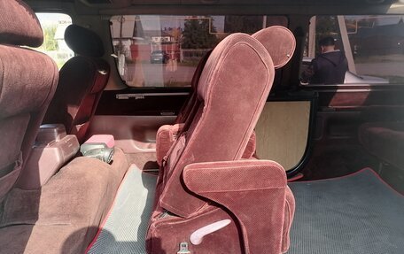 Toyota HiAce H100, 1993 год, 555 000 рублей, 4 фотография