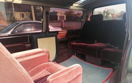 Toyota HiAce H100, 1993 год, 555 000 рублей, 27 фотография