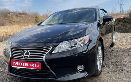 Lexus ES VII, 2015 год, 2 300 000 рублей, 2 фотография