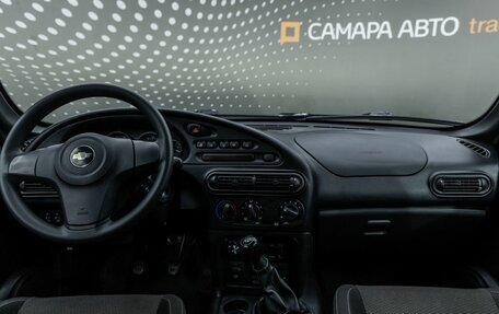 Chevrolet Niva I рестайлинг, 2017 год, 589 000 рублей, 9 фотография