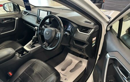 Toyota RAV4, 2019 год, 2 799 900 рублей, 10 фотография