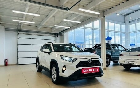 Toyota RAV4, 2019 год, 2 799 900 рублей, 8 фотография