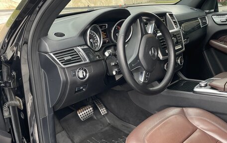Mercedes-Benz GL-Класс, 2015 год, 3 400 000 рублей, 16 фотография