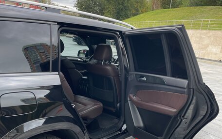Mercedes-Benz GL-Класс, 2015 год, 3 400 000 рублей, 26 фотография