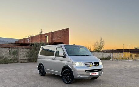 Volkswagen Caravelle T5, 2007 год, 1 490 000 рублей, 7 фотография