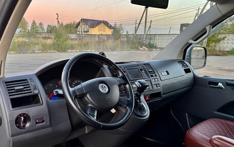 Volkswagen Caravelle T5, 2007 год, 1 490 000 рублей, 11 фотография