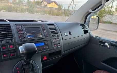 Volkswagen Caravelle T5, 2007 год, 1 490 000 рублей, 13 фотография